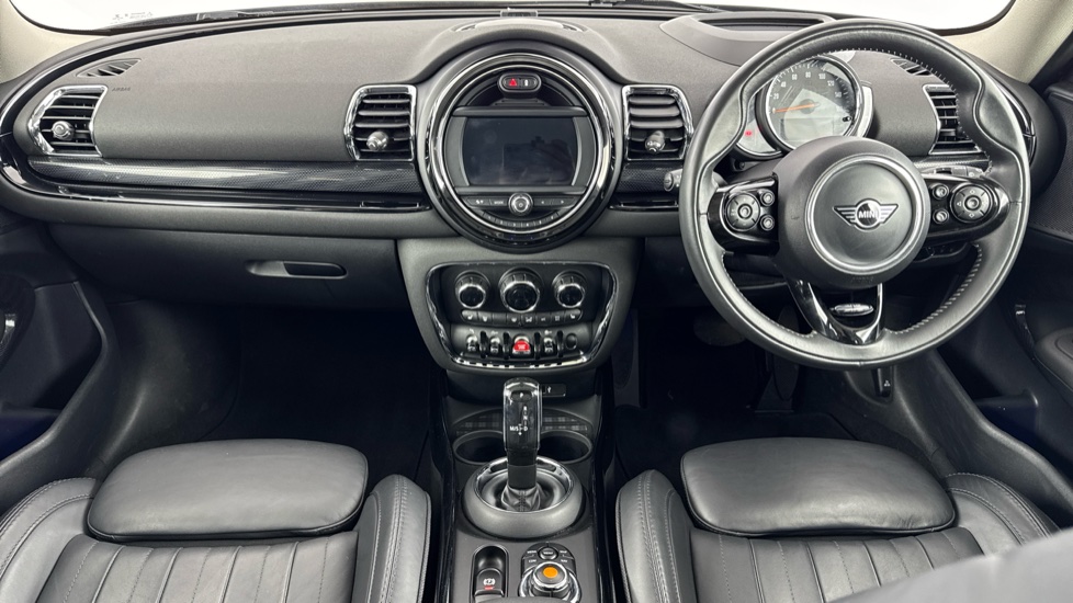 MINI Clubman 1.5 Cooper Exclusive 6dr Auto [Comfort Pack] Petrol Estate - Image 4
