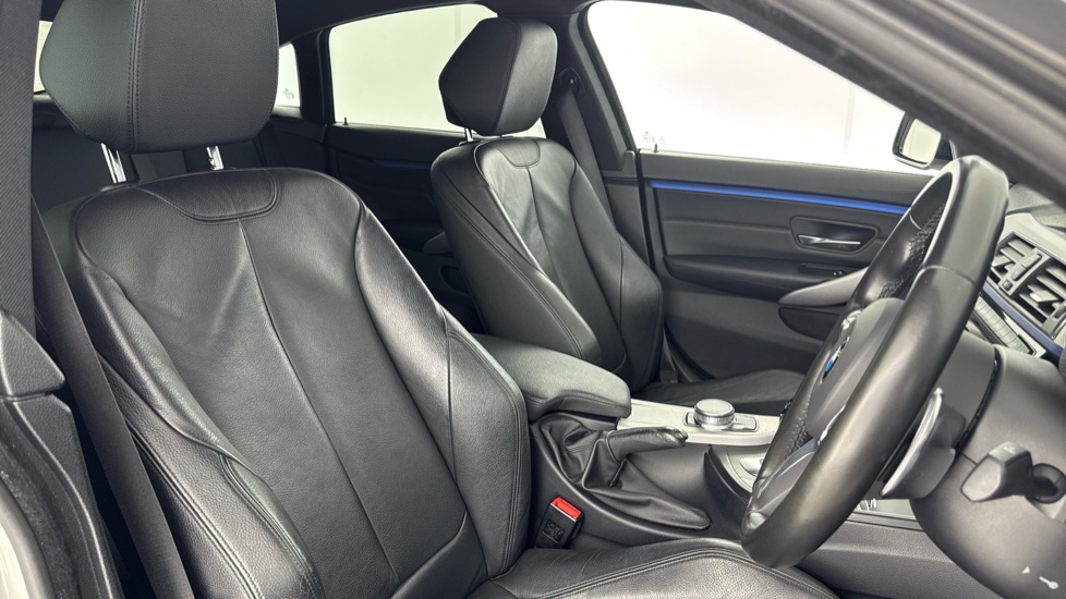 BMW 4 Series 430i M Sport 5dr Auto [Professional Media] Petrol Hatchback - Image 11