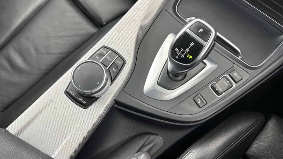 BMW 4 Series 430i M Sport 5dr Auto [Professional Media] Petrol Hatchback - Image 19
