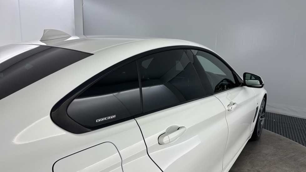 BMW 4 Series 430i M Sport 5dr Auto [Professional Media] Petrol Hatchback - Image 28