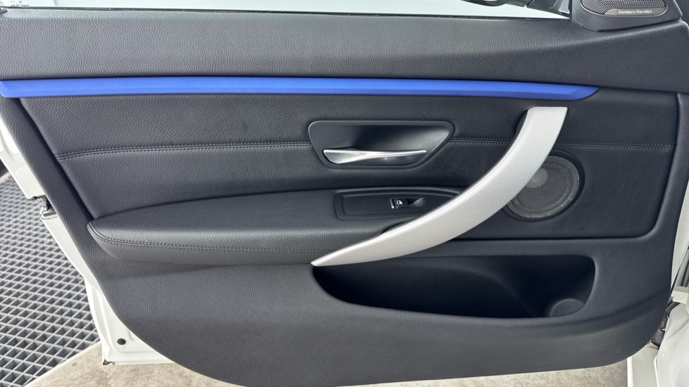 BMW 4 Series 430i M Sport 5dr Auto [Professional Media] Petrol Hatchback - Image 36