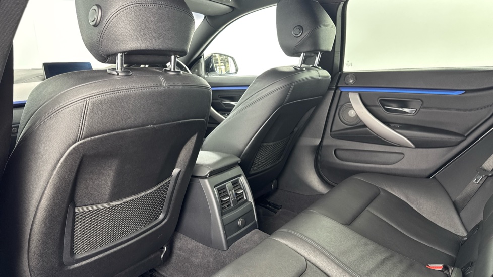 BMW 4 Series 430i M Sport 5dr Auto [Professional Media] Petrol Hatchback - Image 37
