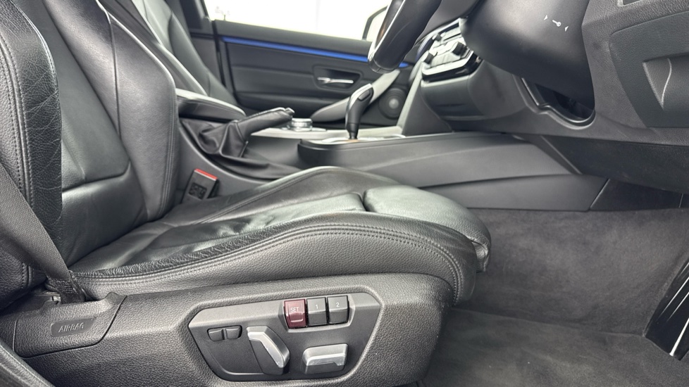 BMW 4 Series 430i M Sport 5dr Auto [Professional Media] Petrol Hatchback - Image 44