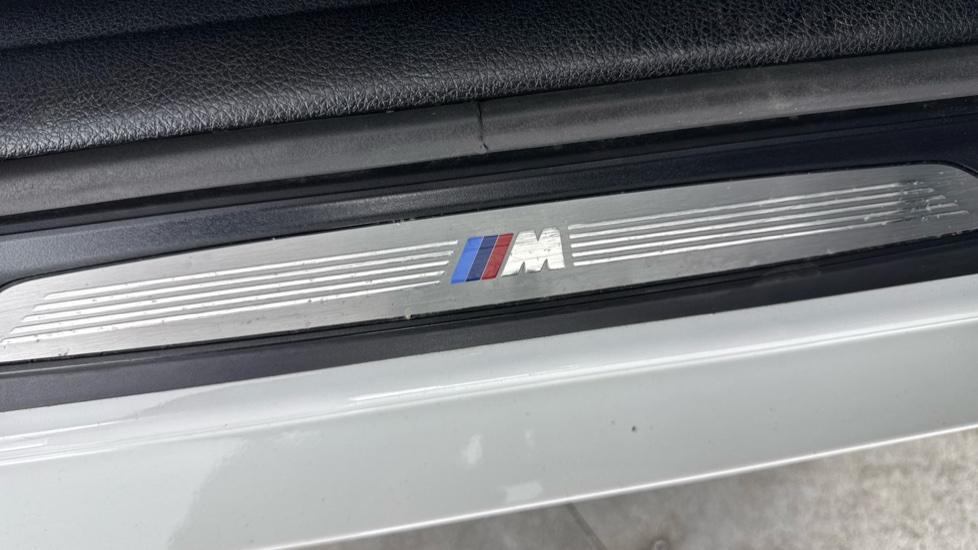 BMW 4 Series 430i M Sport 5dr Auto [Professional Media] Petrol Hatchback - Image 47