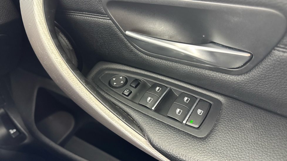 BMW 4 Series 430i M Sport 5dr Auto [Professional Media] Petrol Hatchback - Image 53