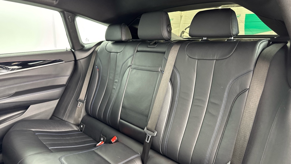 BMW 6 Series 620d xDrive M Sport 5dr Auto Diesel Hatchback - Image 12
