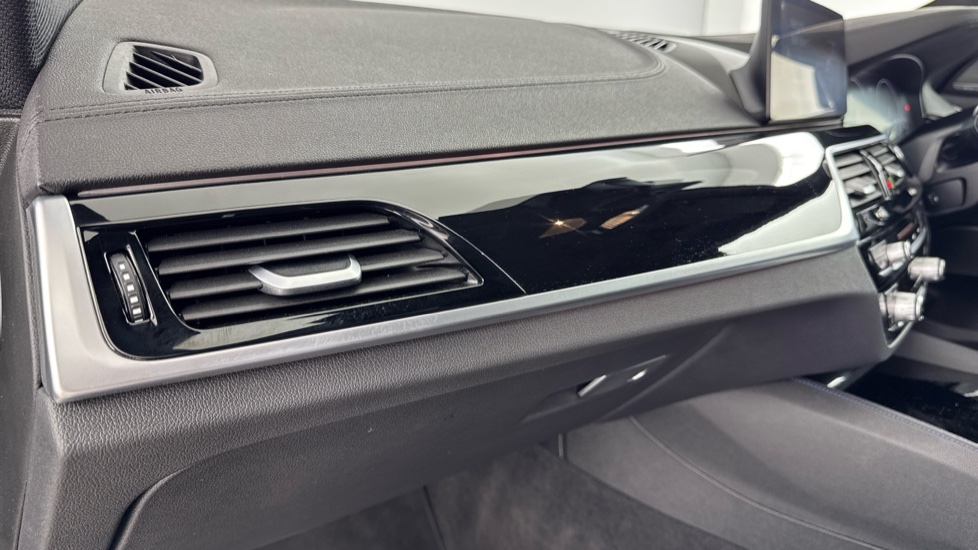 BMW 6 Series 620d xDrive M Sport 5dr Auto Diesel Hatchback - Image 36