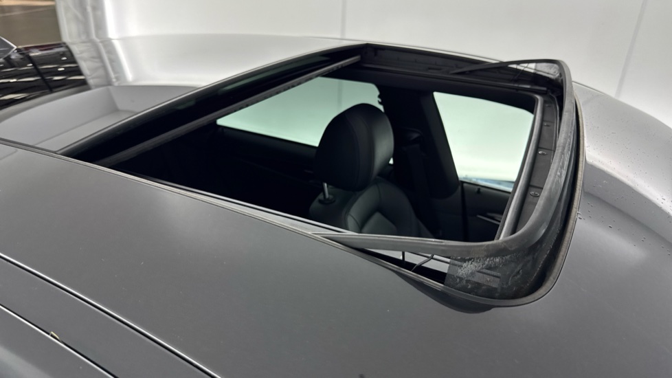 BMW 6 Series 620d xDrive M Sport 5dr Auto Diesel Hatchback - Image 46
