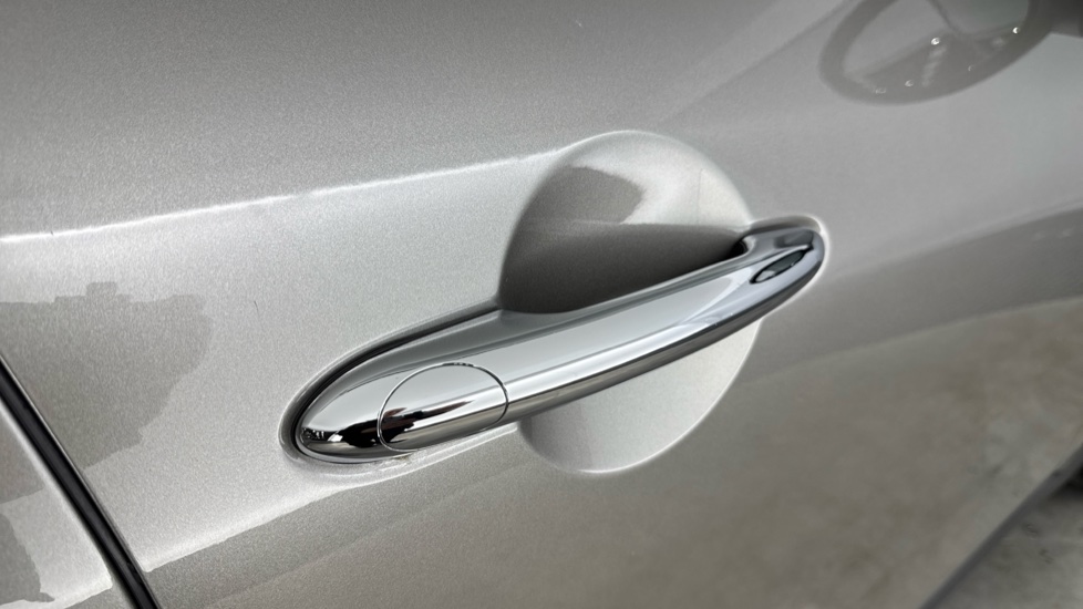 MINI Hatchback 1.5 Cooper II 5dr Petrol Hatchback - Image 28