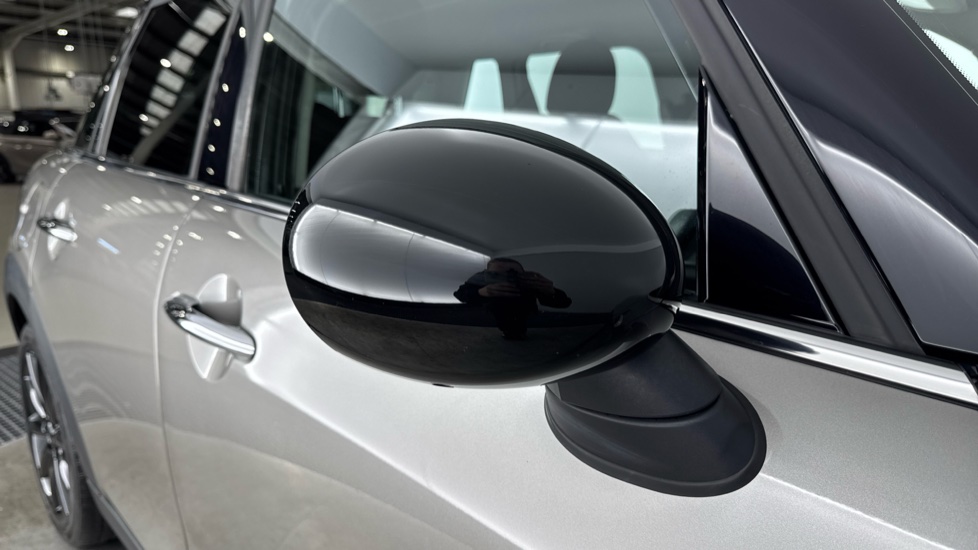 MINI Hatchback 1.5 Cooper II 5dr Petrol Hatchback - Image 29