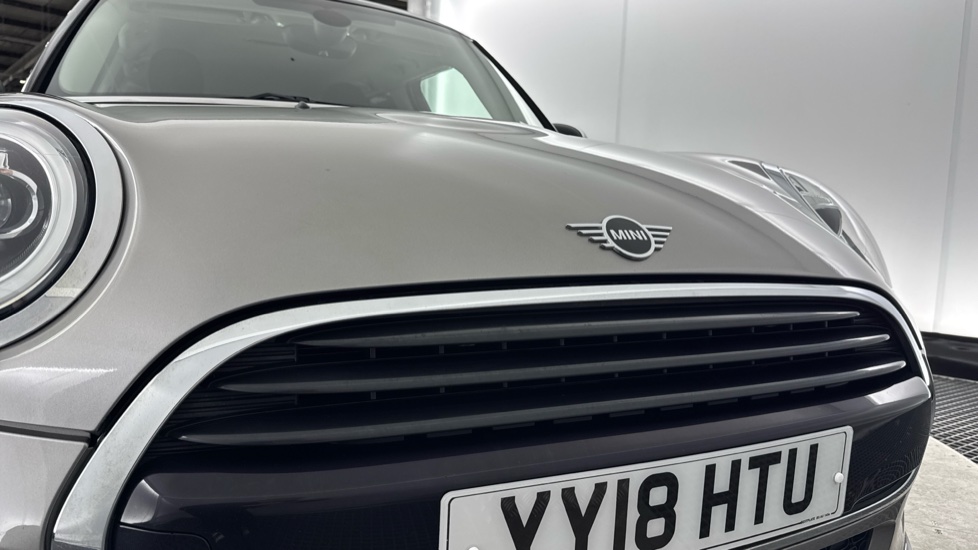 MINI Hatchback 1.5 Cooper II 5dr Petrol Hatchback - Image 31