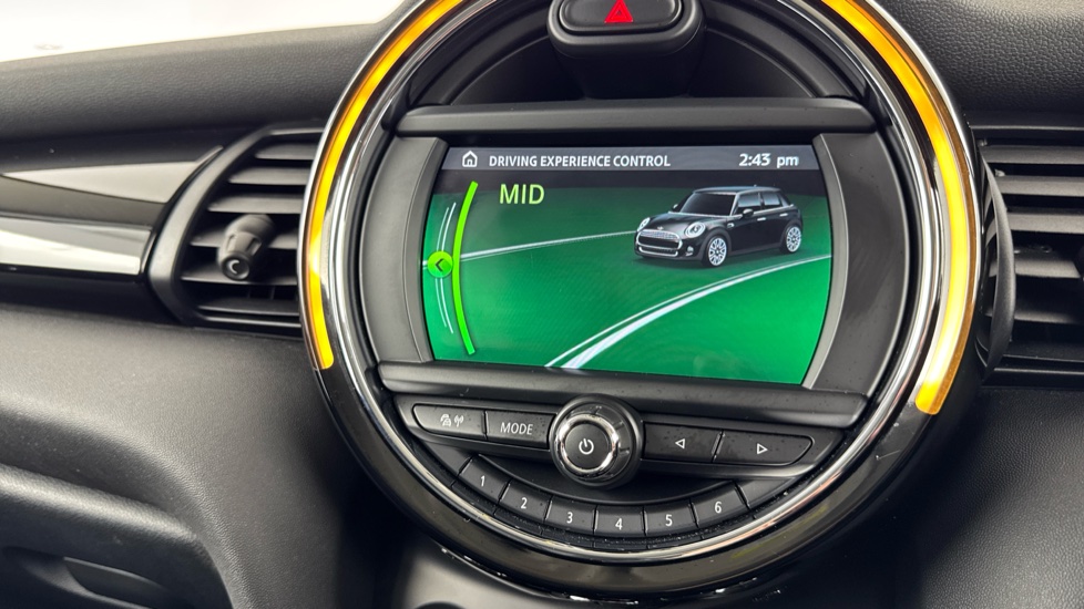MINI Hatchback 1.5 Cooper II 5dr Petrol Hatchback - Image 54