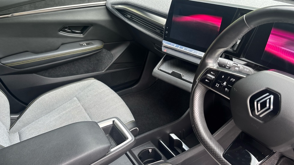 Renault Megane E-Tech EV60 160kW Iconic 60kWh Optimum Charge 5dr Auto Electric Hatchback - Image 14