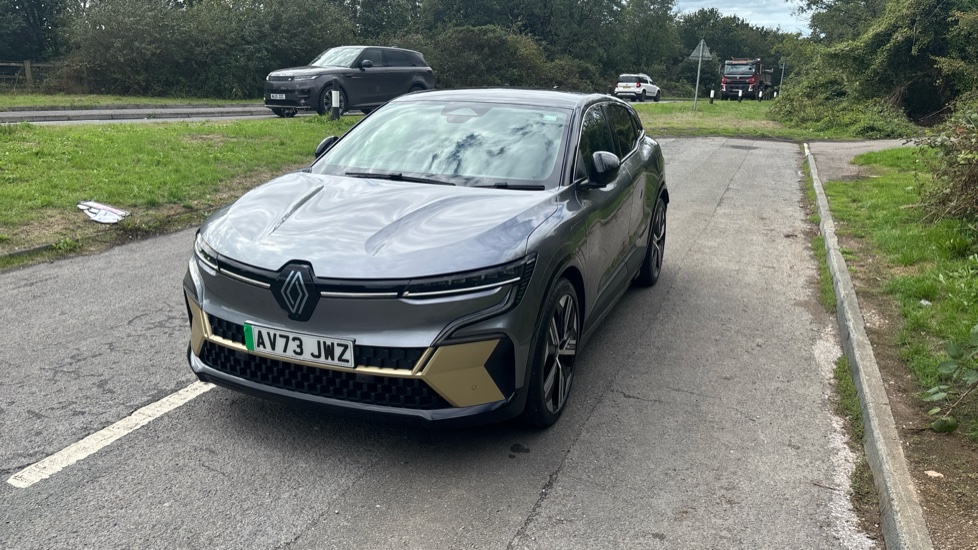 Renault Megane E-Tech EV60 160kW Iconic 60kWh Optimum Charge 5dr Auto Electric Hatchback - Image 31