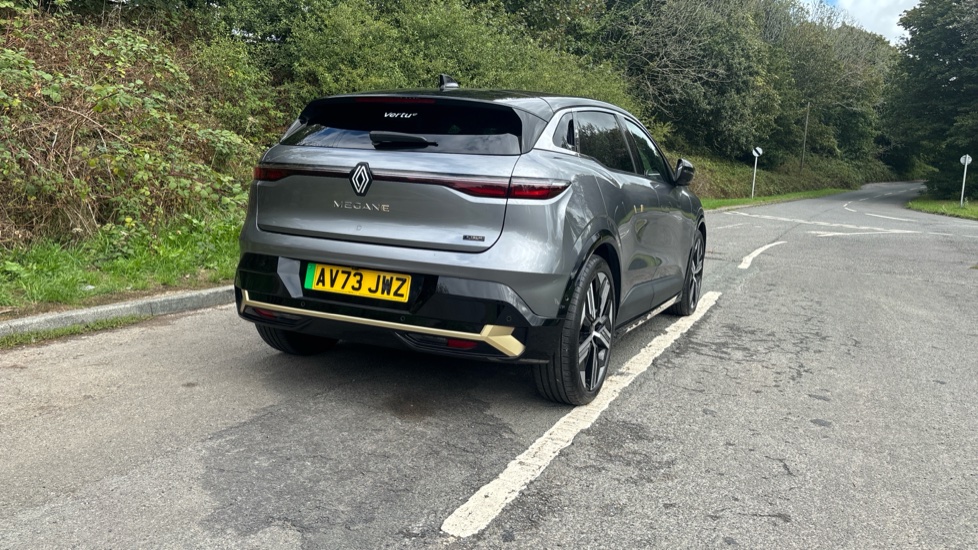 Renault Megane E-Tech EV60 160kW Iconic 60kWh Optimum Charge 5dr Auto Electric Hatchback - Image 37