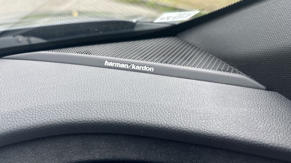 Renault Megane E-Tech EV60 160kW Iconic 60kWh Optimum Charge 5dr Auto Electric Hatchback - Image 39