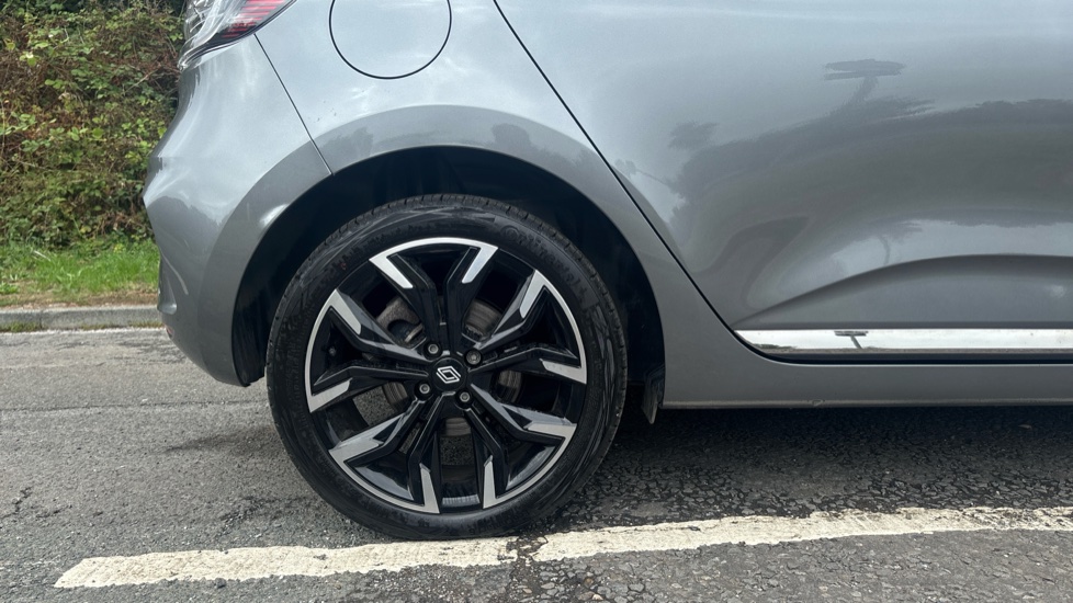Renault Clio 1.0 TCe 90 Techno 5dr Petrol Hatchback - Image 7