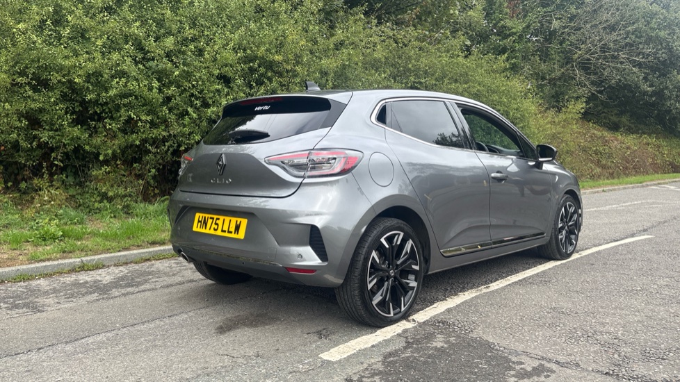 Renault Clio 1.0 TCe 90 Techno 5dr Petrol Hatchback - Image 22
