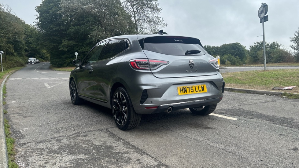 Renault Clio 1.0 TCe 90 Techno 5dr Petrol Hatchback - Image 26