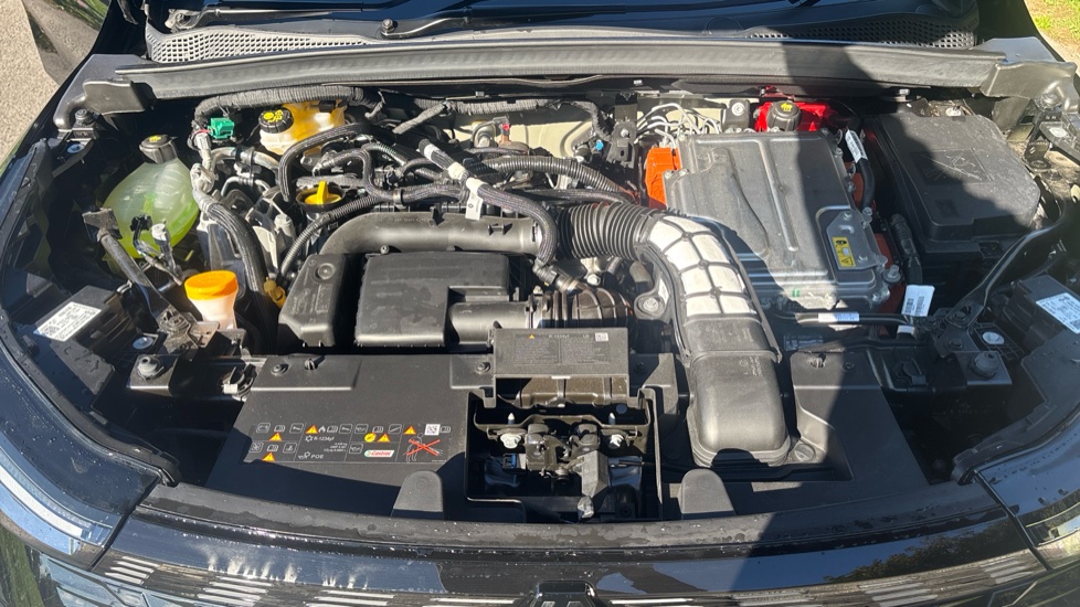 Renault Symbioz 1.8 E-Tech FHEV 160 Techno Esprit Alpine 5dr Auto Hybrid Estate - Image 8