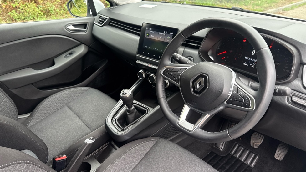 Renault Clio 1.0 TCe 90 Iconic Edition 5dr Petrol Hatchback - Image 11