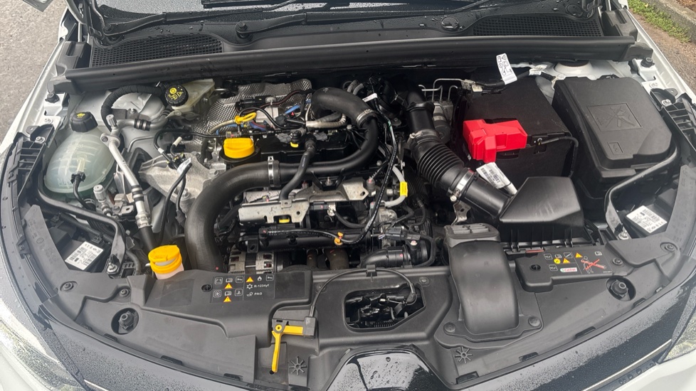 Renault Clio 1.0 TCe 90 Evolution 5dr Petrol Hatchback - Image 8