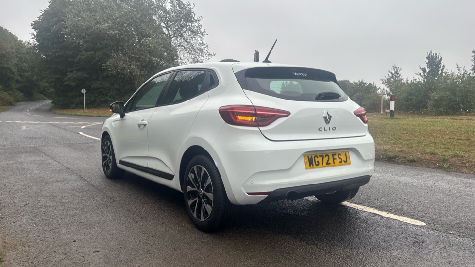 Renault Clio 1.0 TCe 90 Evolution 5dr Petrol Hatchback - Image 23
