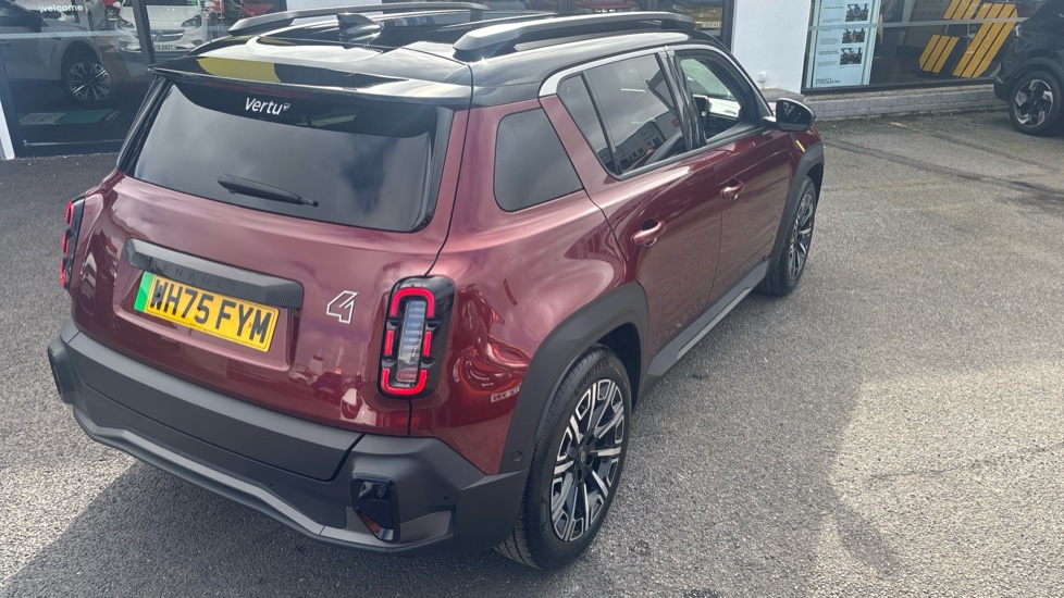Renault 4 110kW Iconic+ 52kWh Comfort range 5dr Auto Electric Estate - Image 21