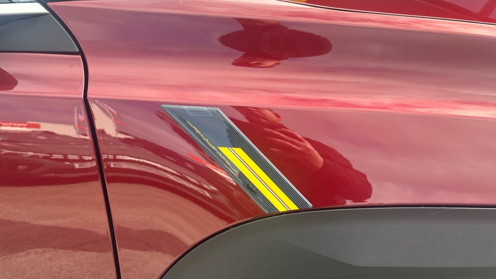 Renault 4 110kW Iconic+ 52kWh Comfort range 5dr Auto Electric Estate - Image 31