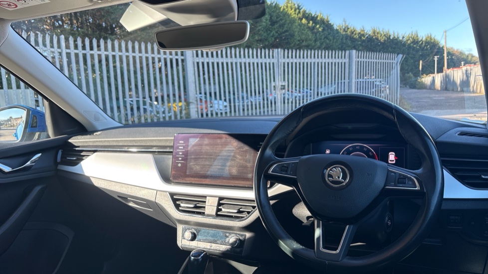 Skoda Kamiq 1.5 TSI SE L 5dr DSG Petrol Hatchback - Image 11