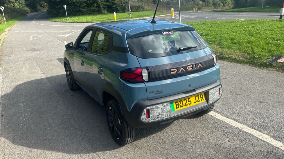 Dacia Spring 27kWh Extreme 65 48kW 5dr Auto Electric Hatchback - Image 21