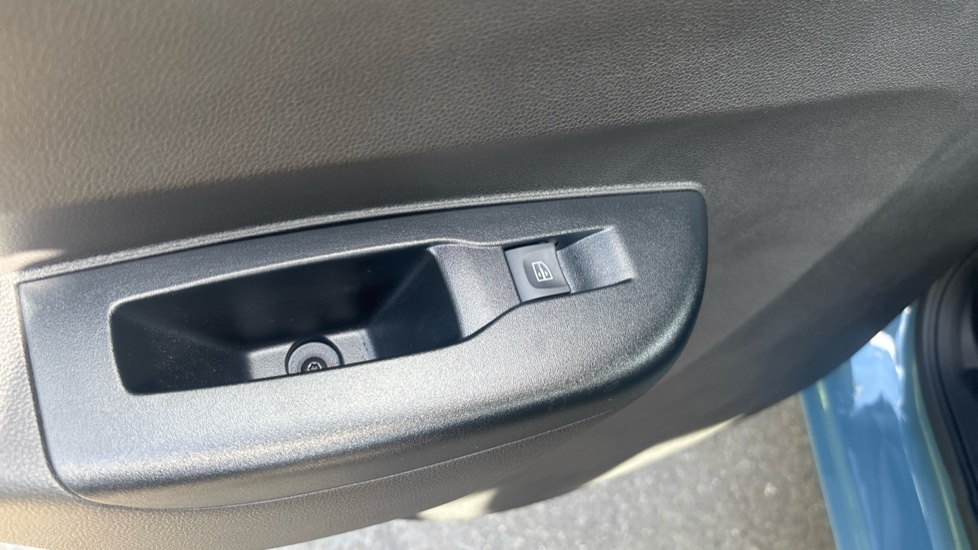 Dacia Spring 27kWh Extreme 65 48kW 5dr Auto Electric Hatchback - Image 33