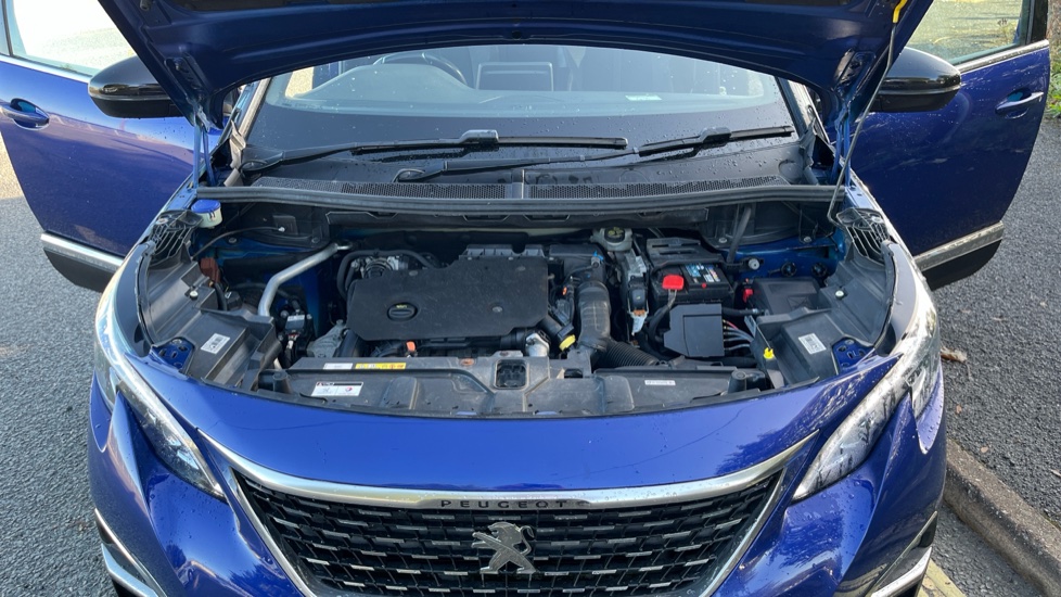 Peugeot 3008 1.5 BlueHDi GT Line Premium 5dr Diesel Estate - Image 8