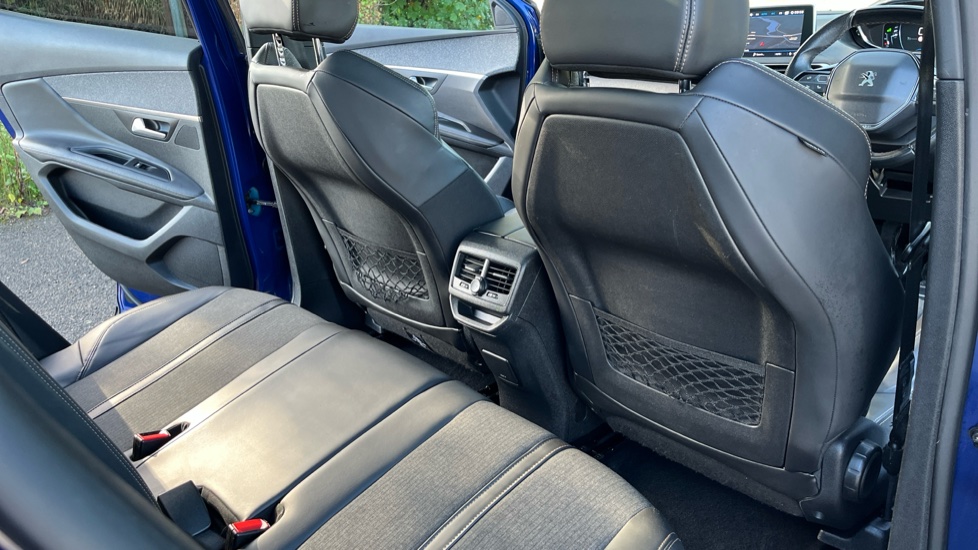 Peugeot 3008 1.5 BlueHDi GT Line Premium 5dr Diesel Estate - Image 16