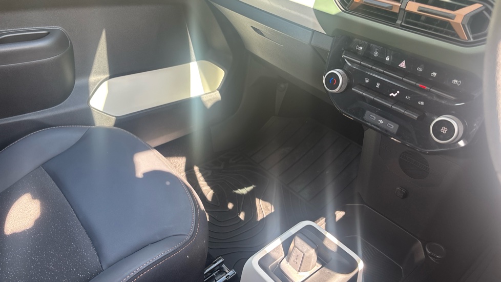Dacia Spring 27kWh Extreme 65 48kW 5dr Auto Electric Hatchback - Image 14