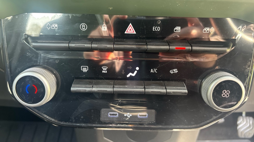 Dacia Spring 27kWh Extreme 65 48kW 5dr Auto Electric Hatchback - Image 38