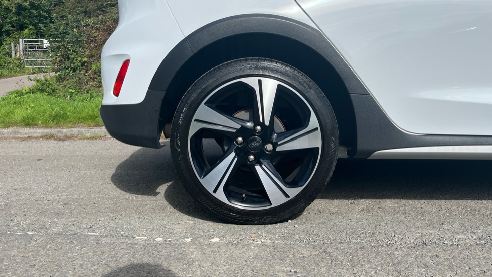 Ford Fiesta 1.0 EcoBoost Active 5dr Petrol Hatchback - Image 7