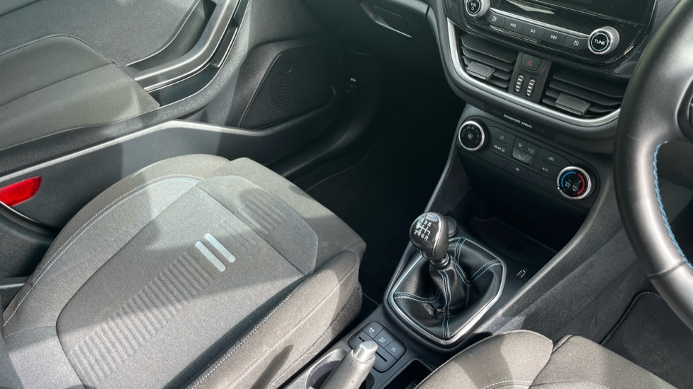 Ford Fiesta 1.0 EcoBoost Active 5dr Petrol Hatchback - Image 14