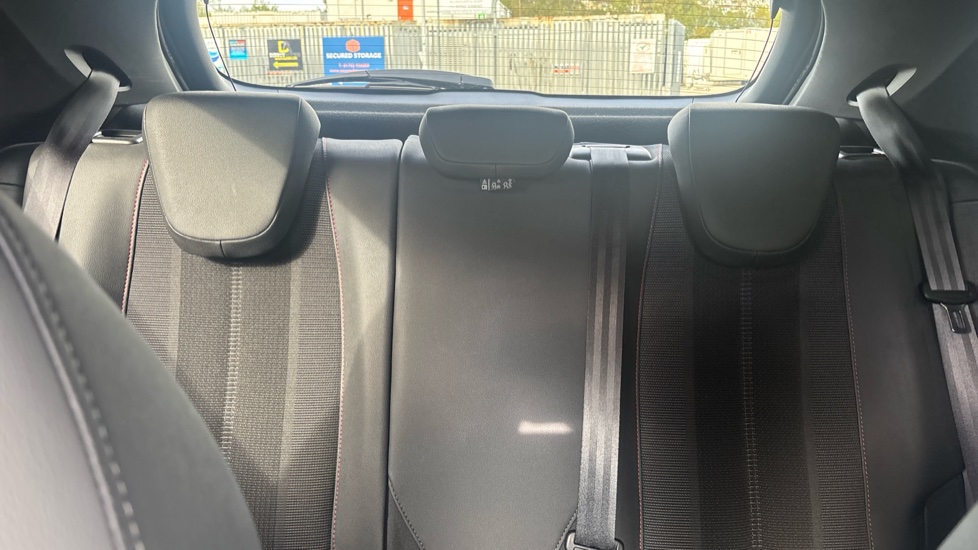 Vauxhall Mokka 100kW GS 50kWh 5dr Auto Electric Hatchback - Image 15