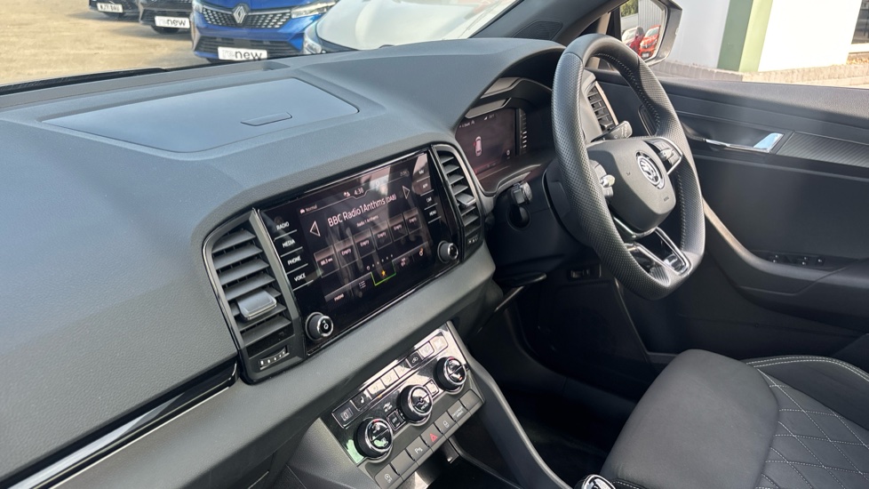 Skoda Karoq 1.5 TSI Sportline 5dr Petrol Estate - Image 9
