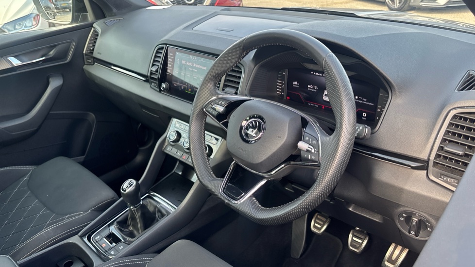 Skoda Karoq 1.5 TSI Sportline 5dr Petrol Estate - Image 11