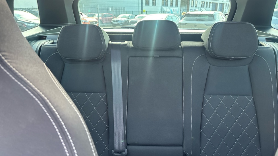 Skoda Karoq 1.5 TSI Sportline 5dr Petrol Estate - Image 15