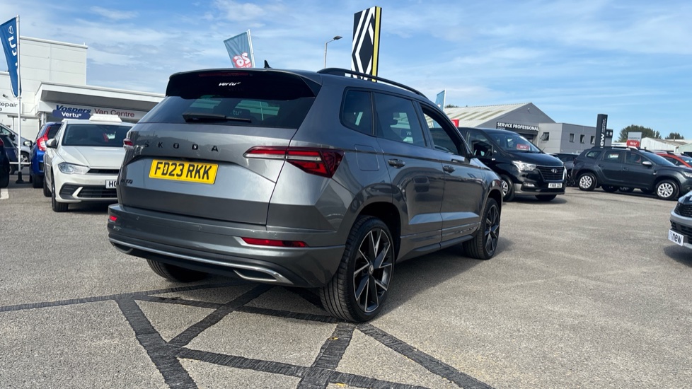 Skoda Karoq 1.5 TSI Sportline 5dr Petrol Estate - Image 27