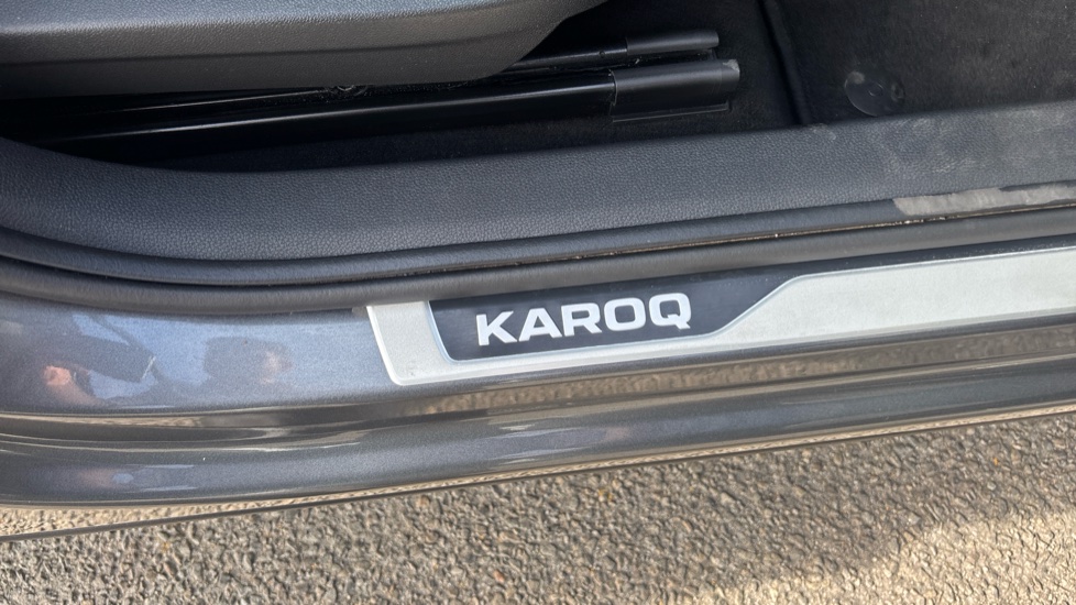Skoda Karoq 1.5 TSI Sportline 5dr Petrol Estate - Image 35