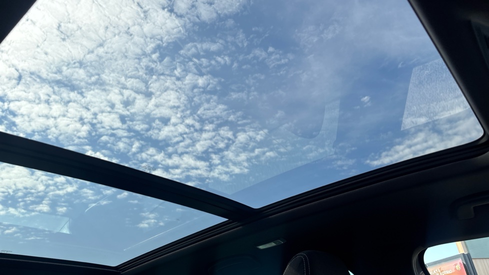 Skoda Karoq 1.5 TSI Sportline 5dr Petrol Estate - Image 36