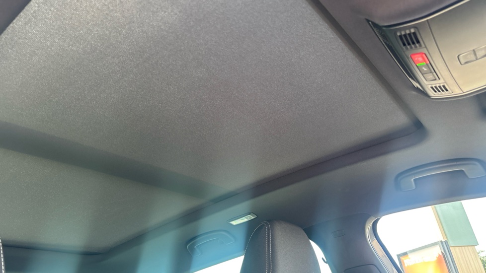 Skoda Karoq 1.5 TSI Sportline 5dr Petrol Estate - Image 41