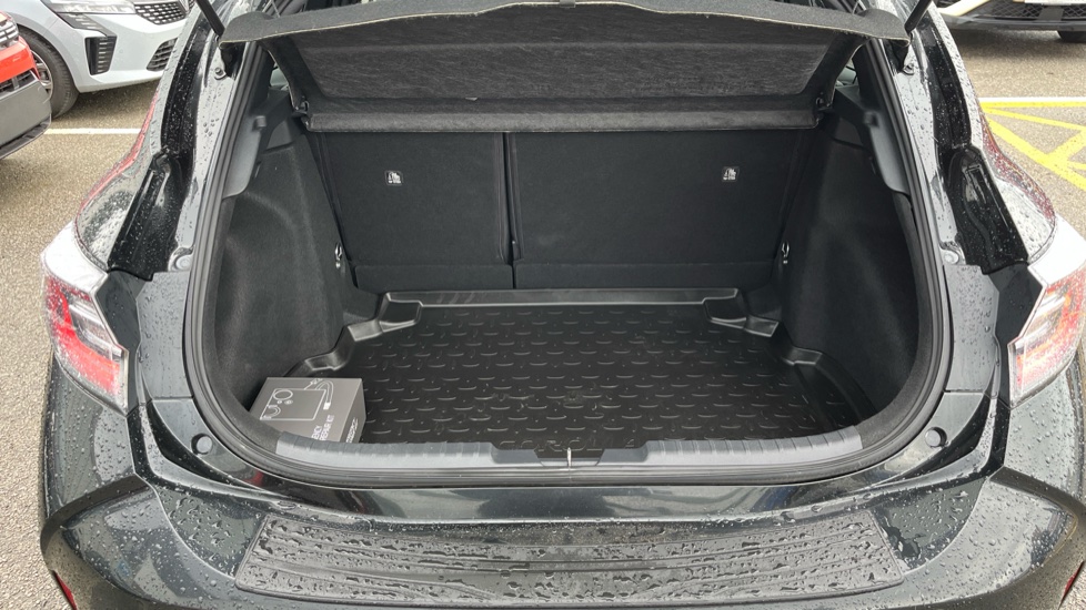 Toyota Corolla 1.8 VVT-i Hybrid Excel 5dr CVT Hybrid Hatchback - Image 4