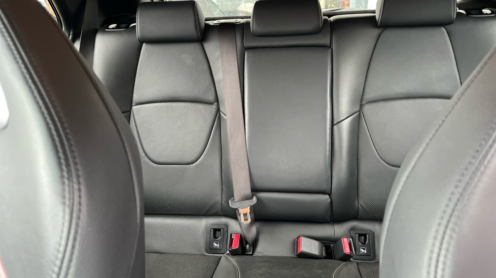 Toyota Corolla 1.8 VVT-i Hybrid Excel 5dr CVT Hybrid Hatchback - Image 15