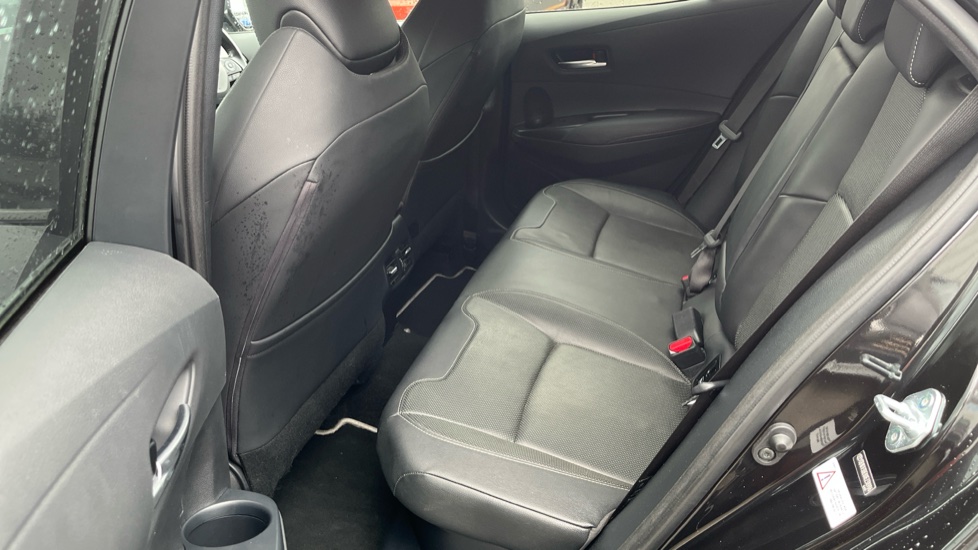 Toyota Corolla 1.8 VVT-i Hybrid Excel 5dr CVT Hybrid Hatchback - Image 16