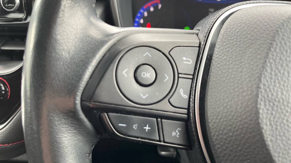 Toyota Corolla 1.8 VVT-i Hybrid Excel 5dr CVT Hybrid Hatchback - Image 21